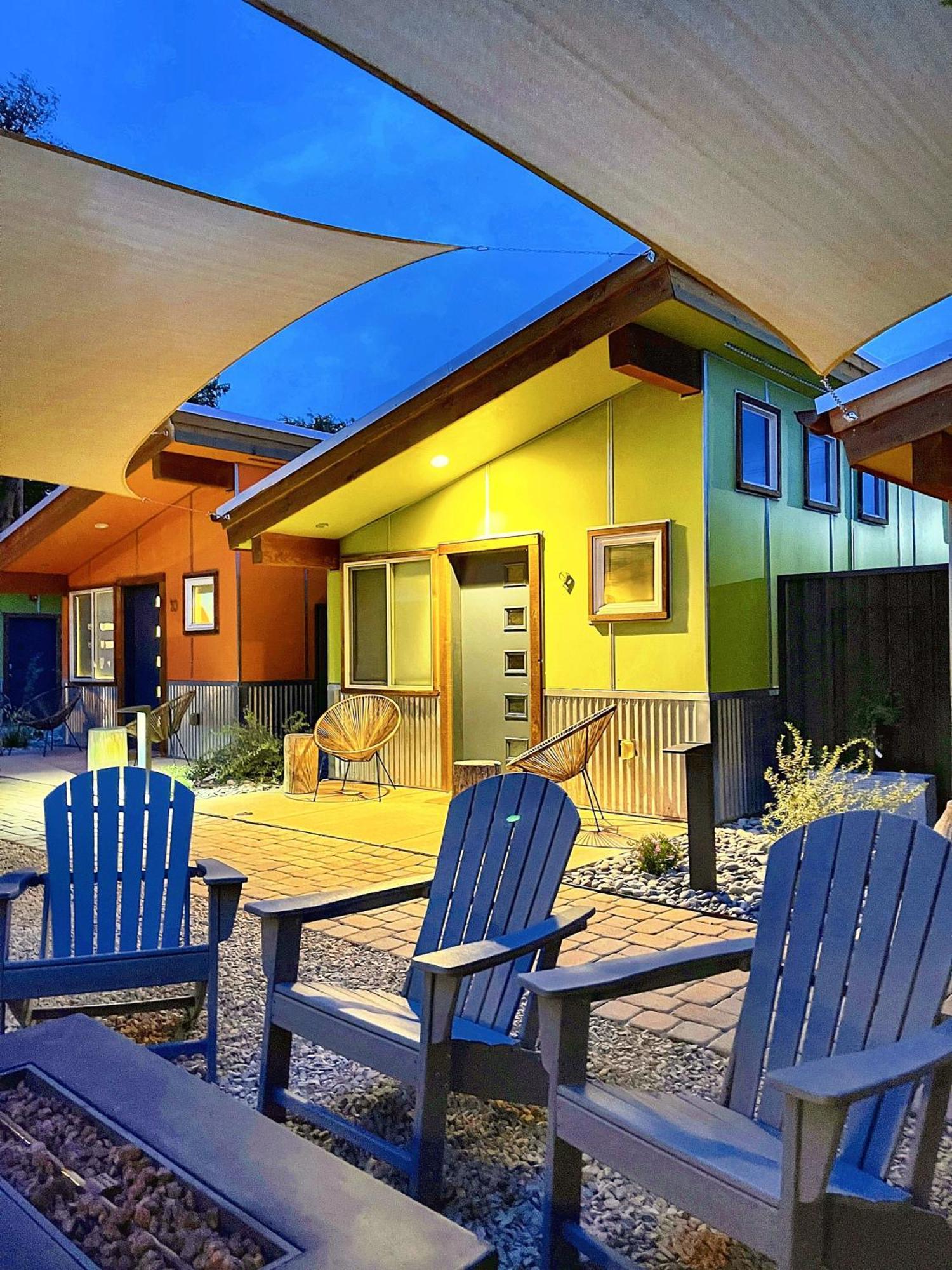 Downtown Kokopelli # 2- Newly Remodeled Stylish Studio Moab Exterior photo